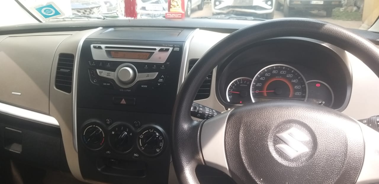 Maruti Suzuki Wagon R 1.0(2010-2013) Vxi